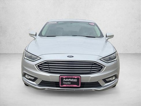 Used 2018 Ford Fusion Titanium image 2