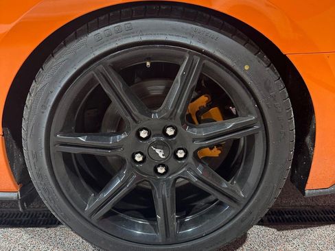 Used 2020 Ford Mustang GT Premium w/ Black Accent Package RWD image 10
