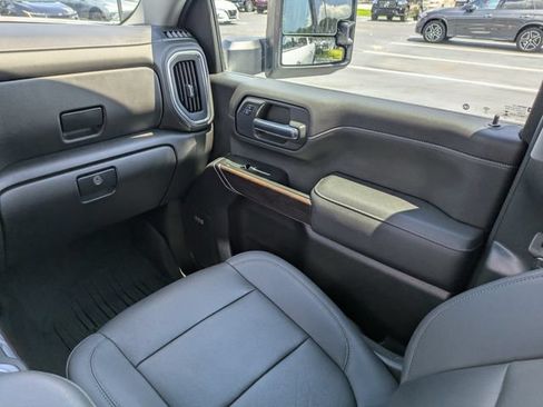 Used 2023 GMC Sierra 2500 SLT w/ SLT Premium Package AWD/4WD image 19