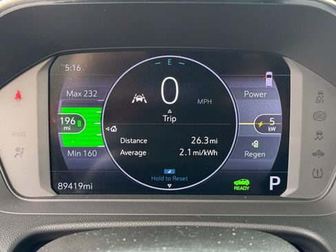 Used 2023 Chevrolet Bolt EUV LT w/ Driver Confidence Package FWD image 9