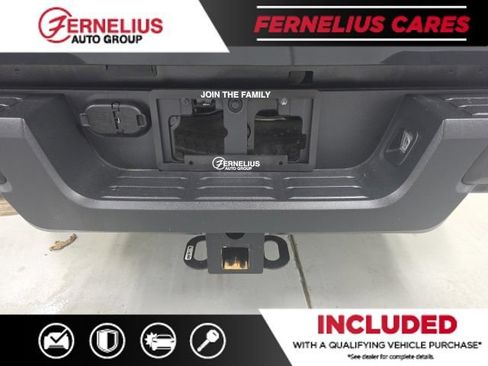 Used 2025 Toyota Tacoma SR AWD/4WD image 8