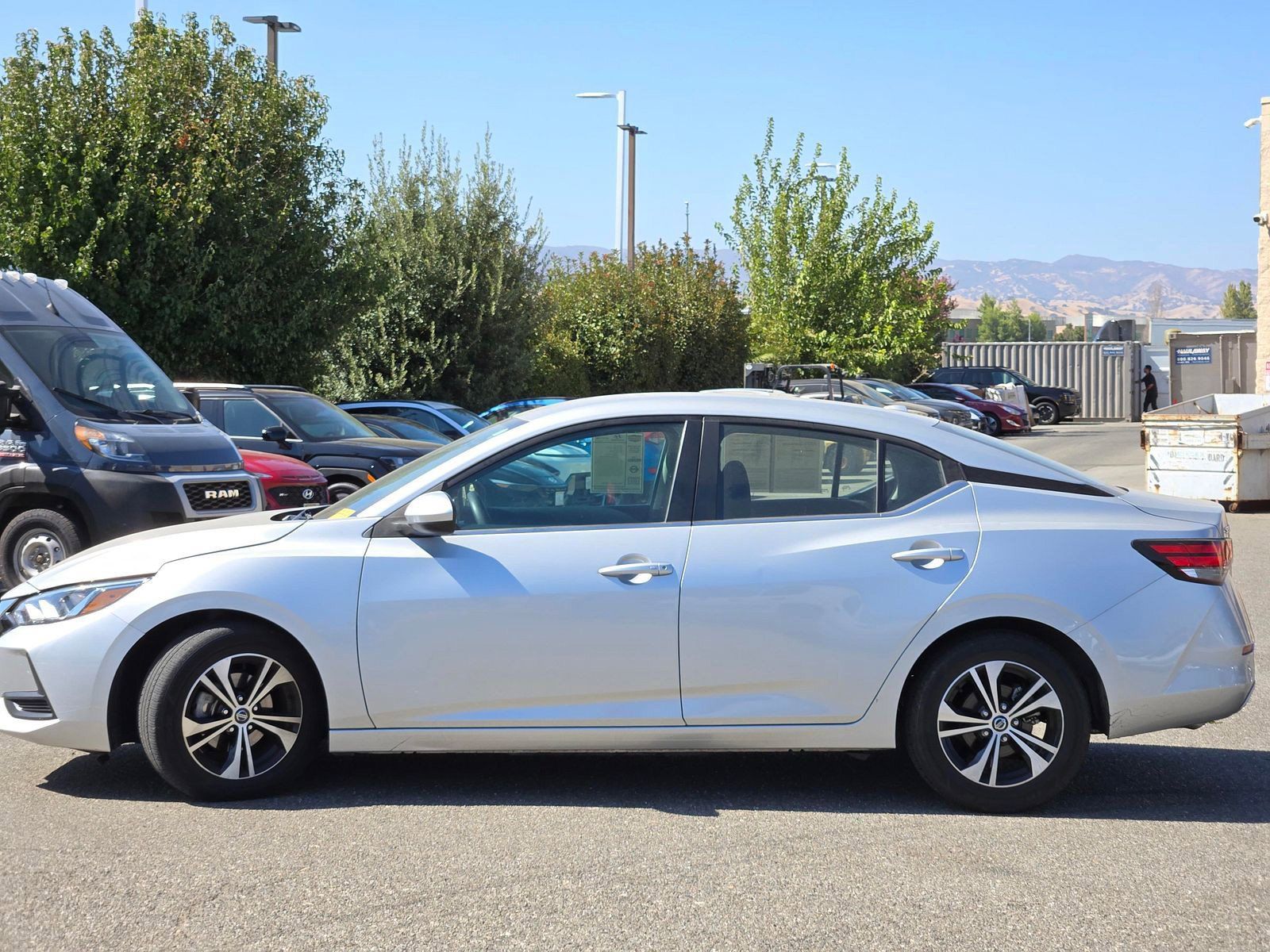Used 2023 Nissan Sentra SV FWD image 7