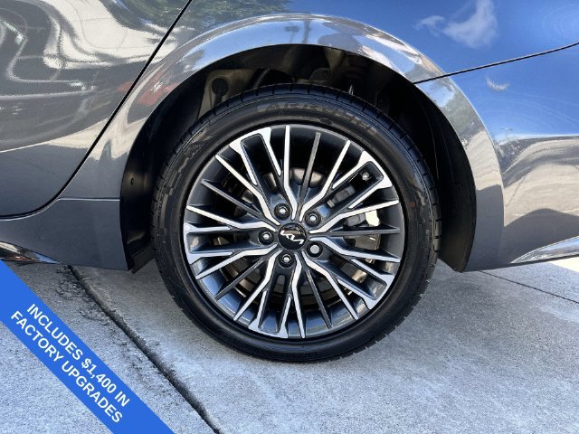 Used 2024 Kia Forte GT-Line w/ GT-Line Premium Package FWD image 11