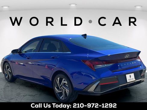 Certified 2025 Hyundai Elantra SEL FWD image 5
