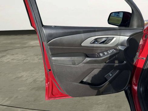 Used 2019 Chevrolet Traverse LT AWD/4WD image 10