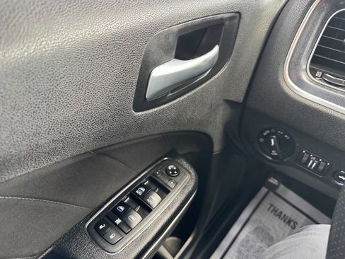 Used 2018 Dodge Charger GT AWD/4WD image 50