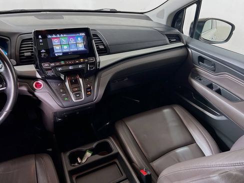 Used 2018 Honda Odyssey Touring image 21