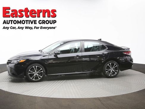 Used 2019 Toyota Camry SE image 56