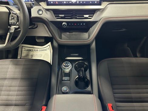 Used 2025 Ford Explorer ST-Line image 36