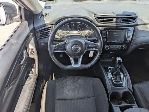 Used 2019 Nissan Rogue S FWD image 24