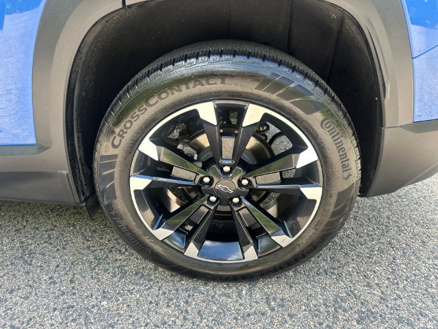 Used 2025 Chevrolet Equinox RS w/ Safety and Technology Package AWD/4WD image 15