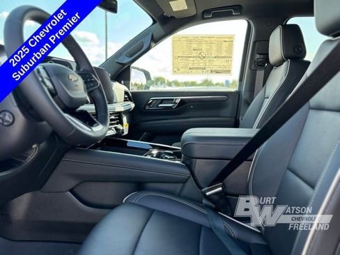 New 2025 Chevrolet Suburban Premier w/ Sun And Tow Package image 9