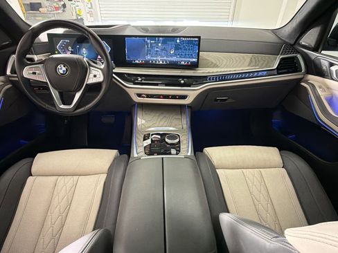 Certified 2024 BMW X7 xDrive40i AWD/4WD image 14