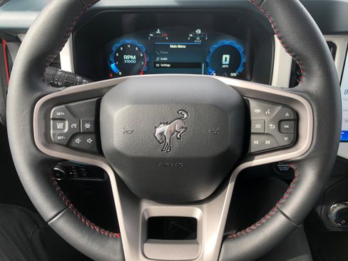 New 2025 Ford Bronco Heritage Edition image 40