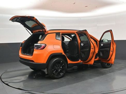 New 2026 Jeep Compass Latitude AWD/4WD image 48
