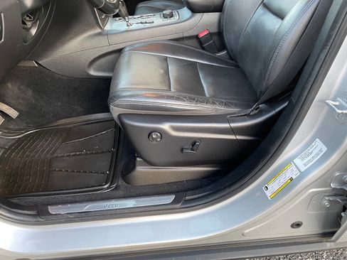 Used 2013 Jeep Grand Cherokee Limited w/ Advance Technology Group image 14