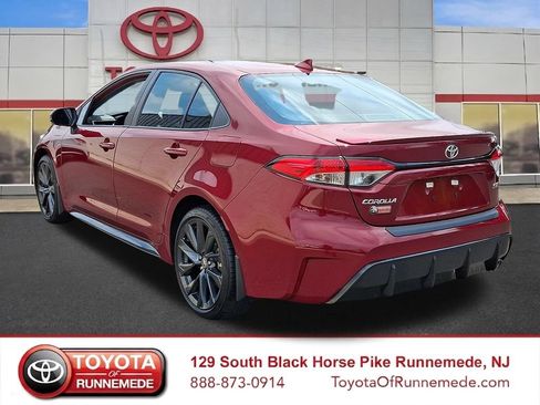 Certified 2023 Toyota Corolla SE w/ Carpet Mat Package (TMS) FWD image 4