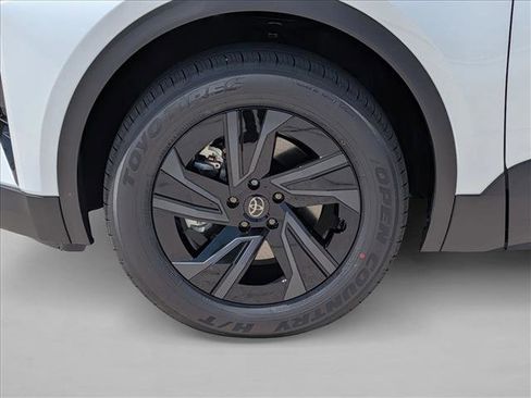 New 2026 Toyota C-HR AWD/4WD image 10