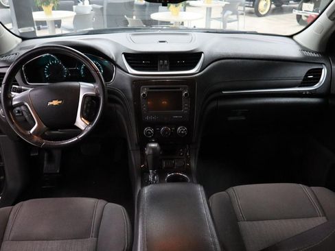 Used 2015 Chevrolet Traverse LT image 14
