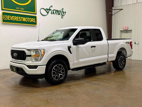 Used 2022 Ford F150 XL w/ STX Appearance Package AWD/4WD image 3