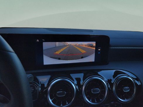 Certified 2026 Mercedes-Benz CLA 250 image 33