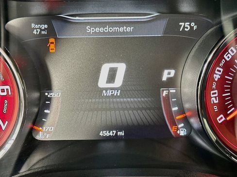 Used 2017 Dodge Challenger SRT Hellcat RWD image 15