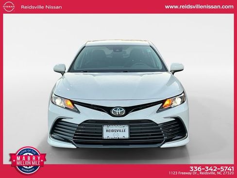 Used 2024 Toyota Camry LE image 9