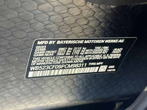 Certified 2023 BMW iX xDrive50 w/ Sport Package AWD/4WD image 40