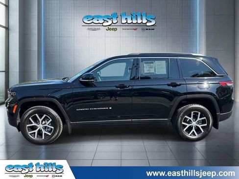 Certified 2025 Jeep Grand Cherokee Limited w/ MOPAR Finishing Package AWD/4WD image 6