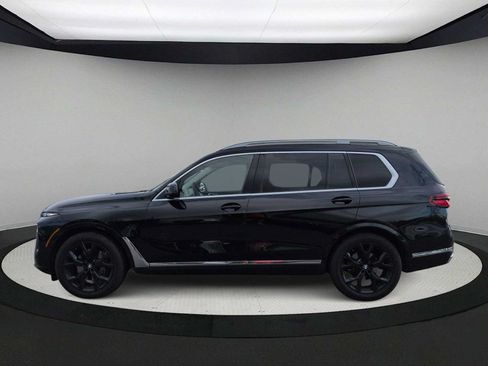 Used 2026 BMW X7 xDrive40i w/ Premium Package AWD/4WD image 5