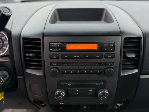 Used 2008 Nissan Titan XE image 15