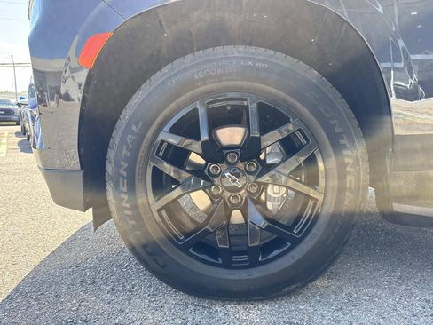 Used 2022 Chevrolet Tahoe LT w/ Luxury Package image 5