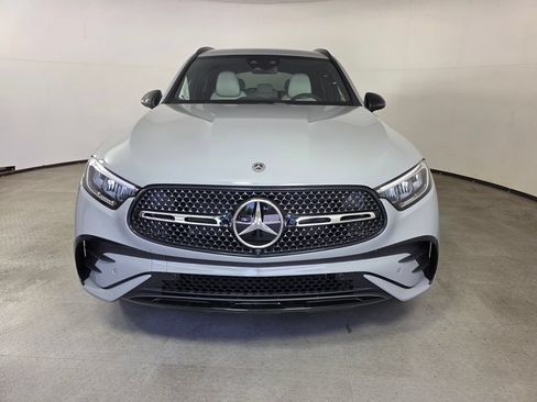 New 2026 Mercedes-Benz GLC 300 4MATIC image 2