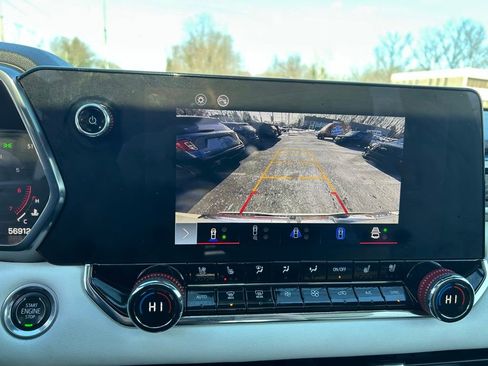 Used 2023 GMC Canyon AT4X image 26