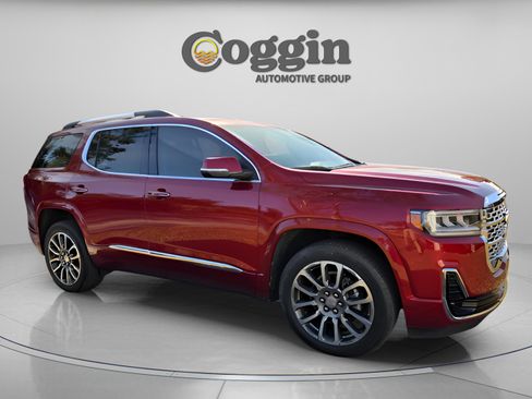 Used 2021 GMC Acadia Denali w/ Denali Technology Package image 16