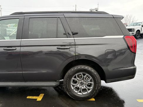 Certified 2025 Ford Expedition Active image 14