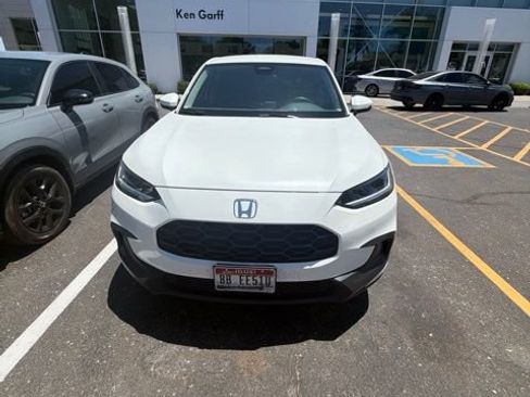 Used 2024 Honda HR-V LX image 12
