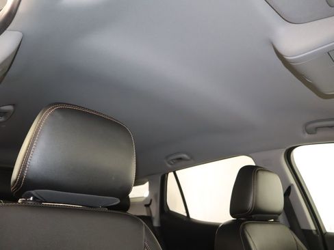 Used 2020 GMC Terrain SLT image 18