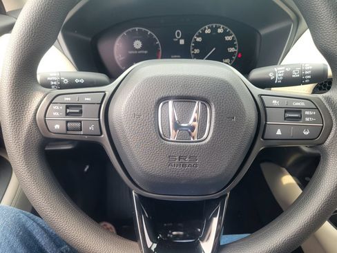 New 2027 Honda HR-V LX image 16