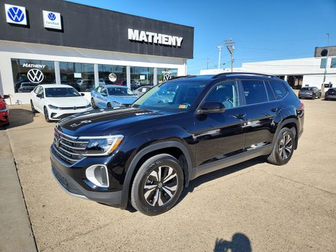 New 2026 Volkswagen Atlas SE image 1