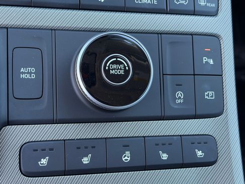 Used 2025 Hyundai Palisade SEL FWD image 30