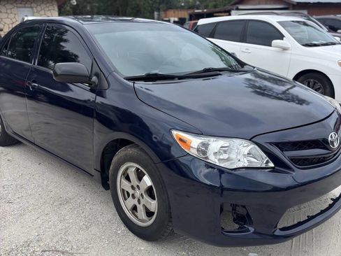 Used 2013 Toyota Corolla LE Special Edition image 9