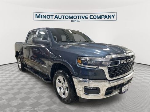 Used 2025 RAM 1500 Big Horn AWD/4WD image 1