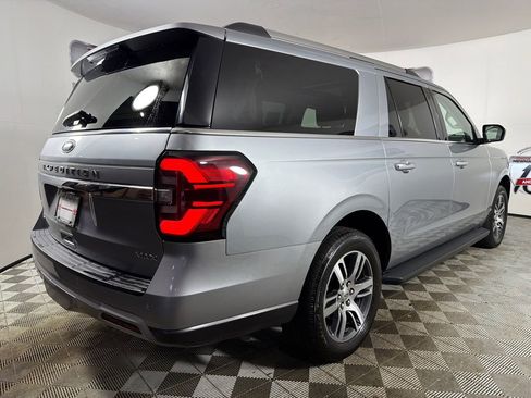 Used 2024 Ford Expedition Max Limited RWD image 5