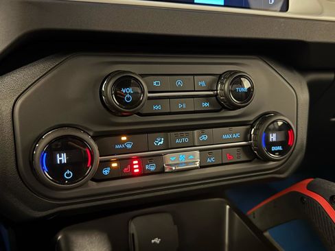 Used 2025 Ford Bronco Stroppe Edition image 27