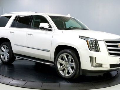 Used 2018 Cadillac Escalade Luxury
