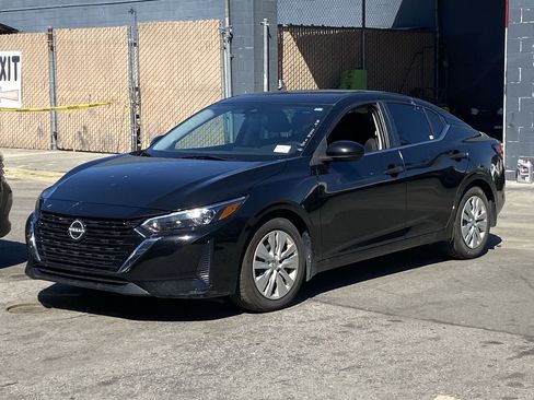 Certified 2024 Nissan Sentra S FWD image 2