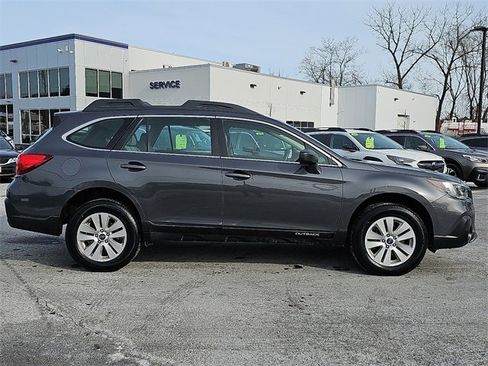 Used 2018 Subaru Outback 2.5i image 7