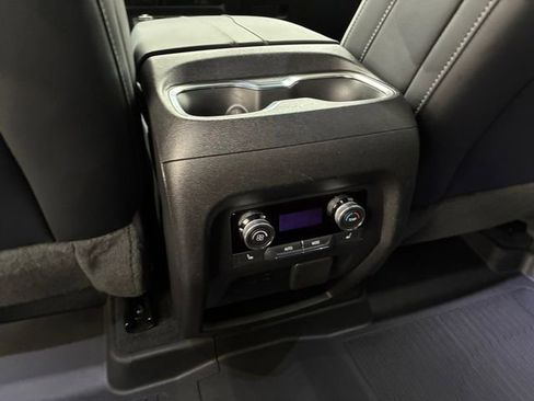 Certified 2025 Buick Enclave Avenir w/ Super Cruise Package image 19