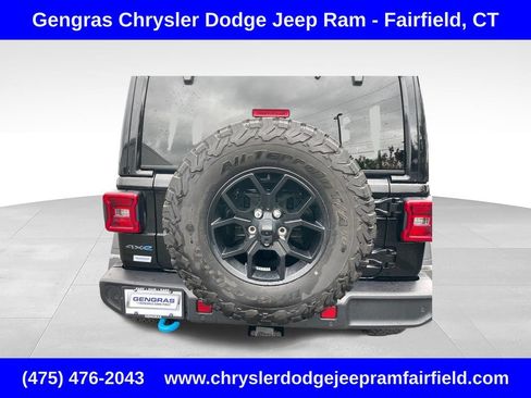 Used 2024 Jeep Wrangler Unlimited AWD/4WD image 11